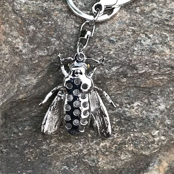 Austrian Crystal Bee Keychain - Picture 3 of 7
